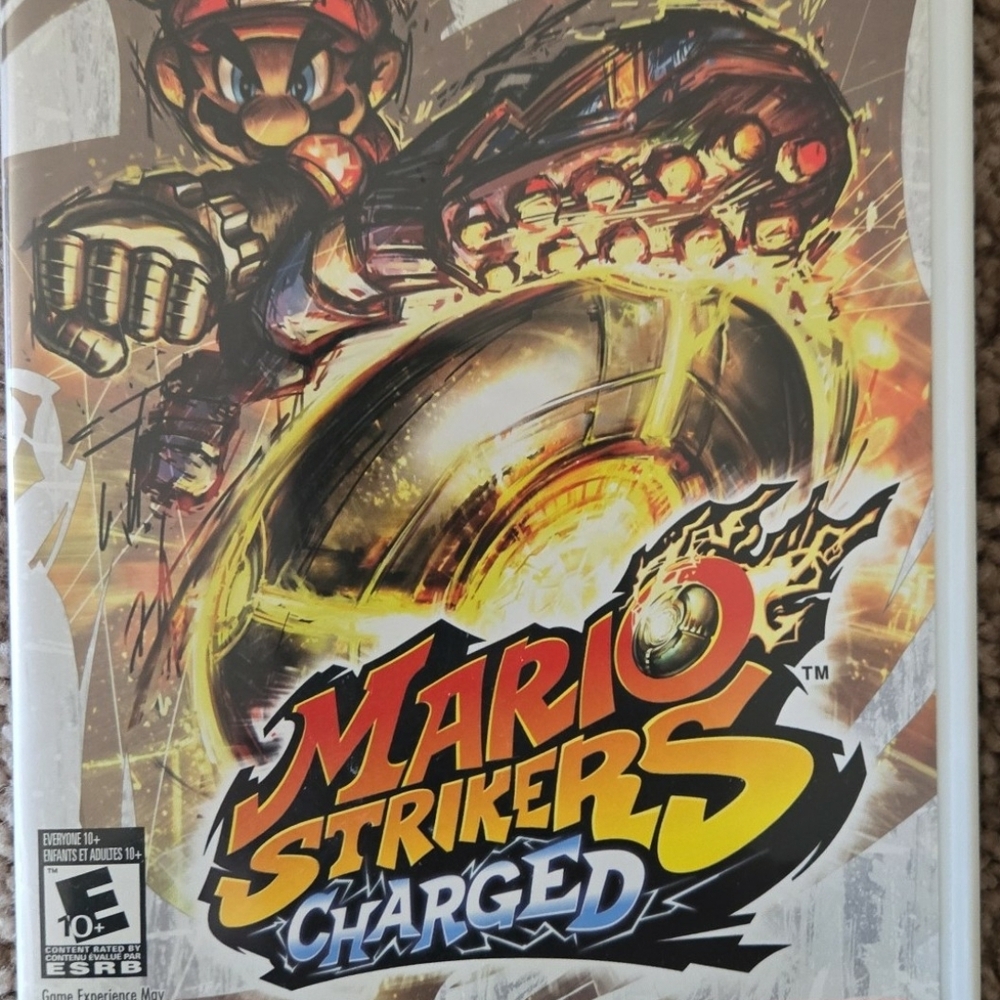 Mario Strikers Charged for nintendo wii, complete and tested. Excellent shape.